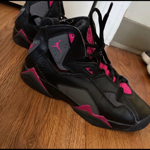 Air Jordans - Picture 5 of 6